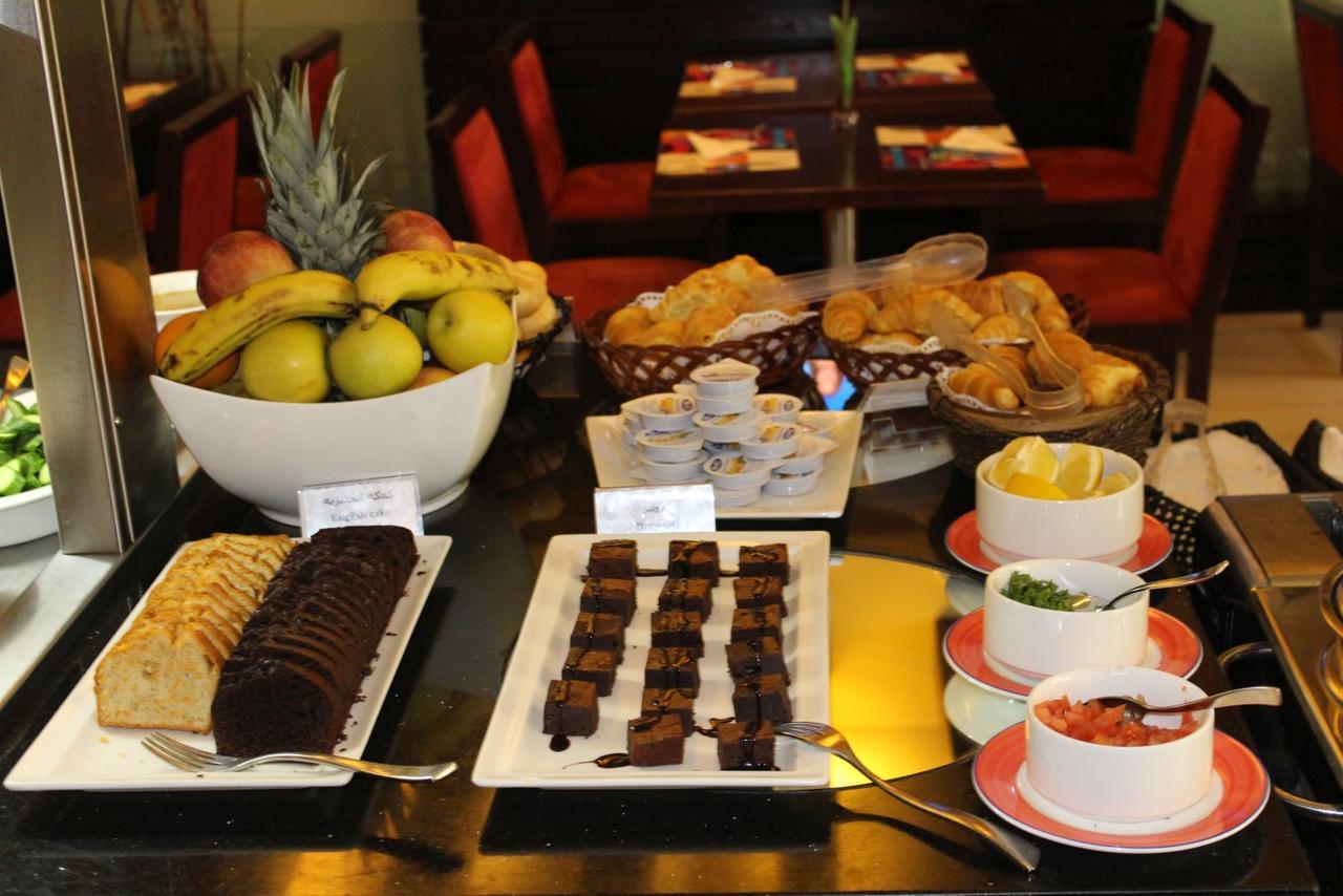 Coral Beirut Al Hamra Hotel Экстерьер фото